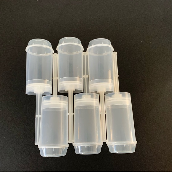 Cupcake Bakeware "What's New" Book#1 w/ Push-Up Cake Poppers & Dessert Decorator - Picture 11 of 16